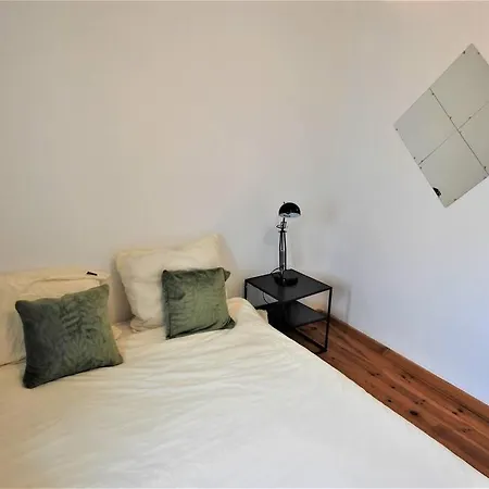Sunny Terrace Apartment. * Comblain-au-Pont